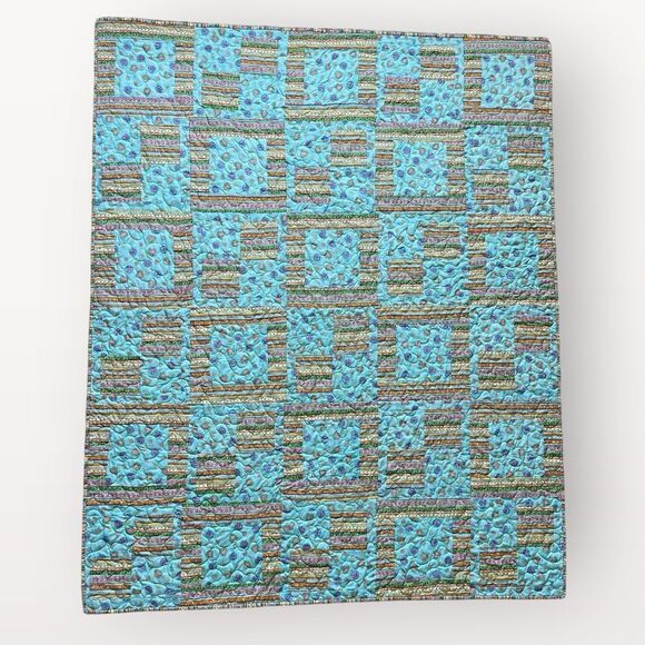 Floral Patchwork Blanket - Picture 2 of 5
